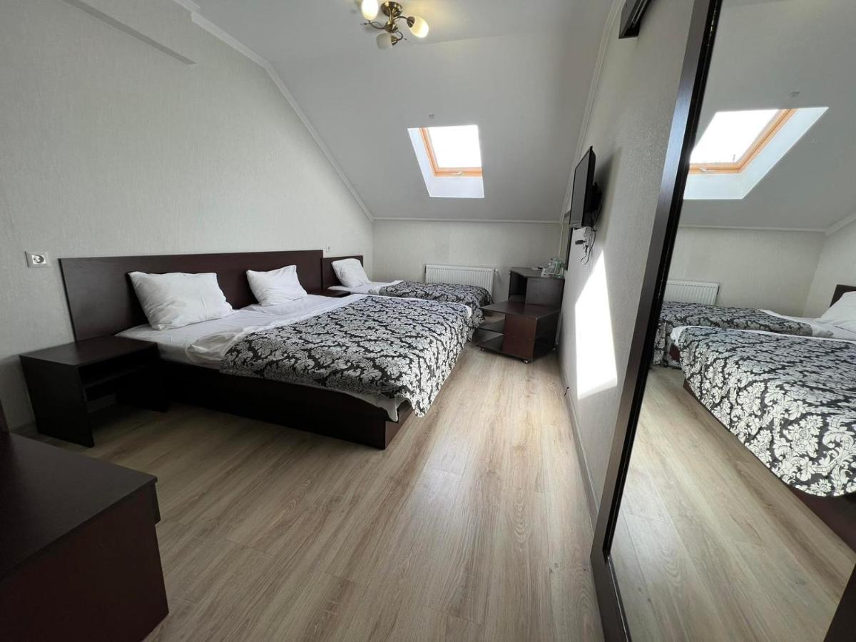 Kasimir Resort Hotel & Spa Bukovel Bagian luar foto